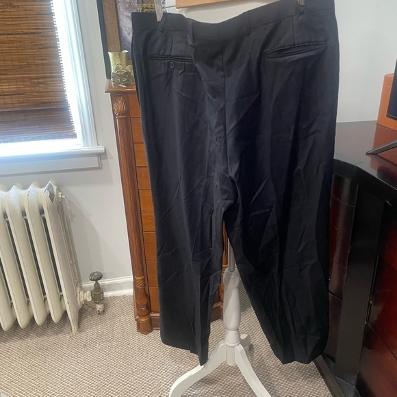 TWO PIECE CALVIN KLEIN SUIT - Picture 4 of 12